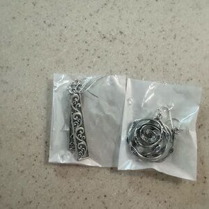 Elegant Silver Swirl Earrings Set